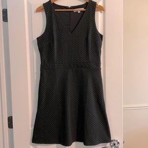 NWOT sleeveless dress with pockets!